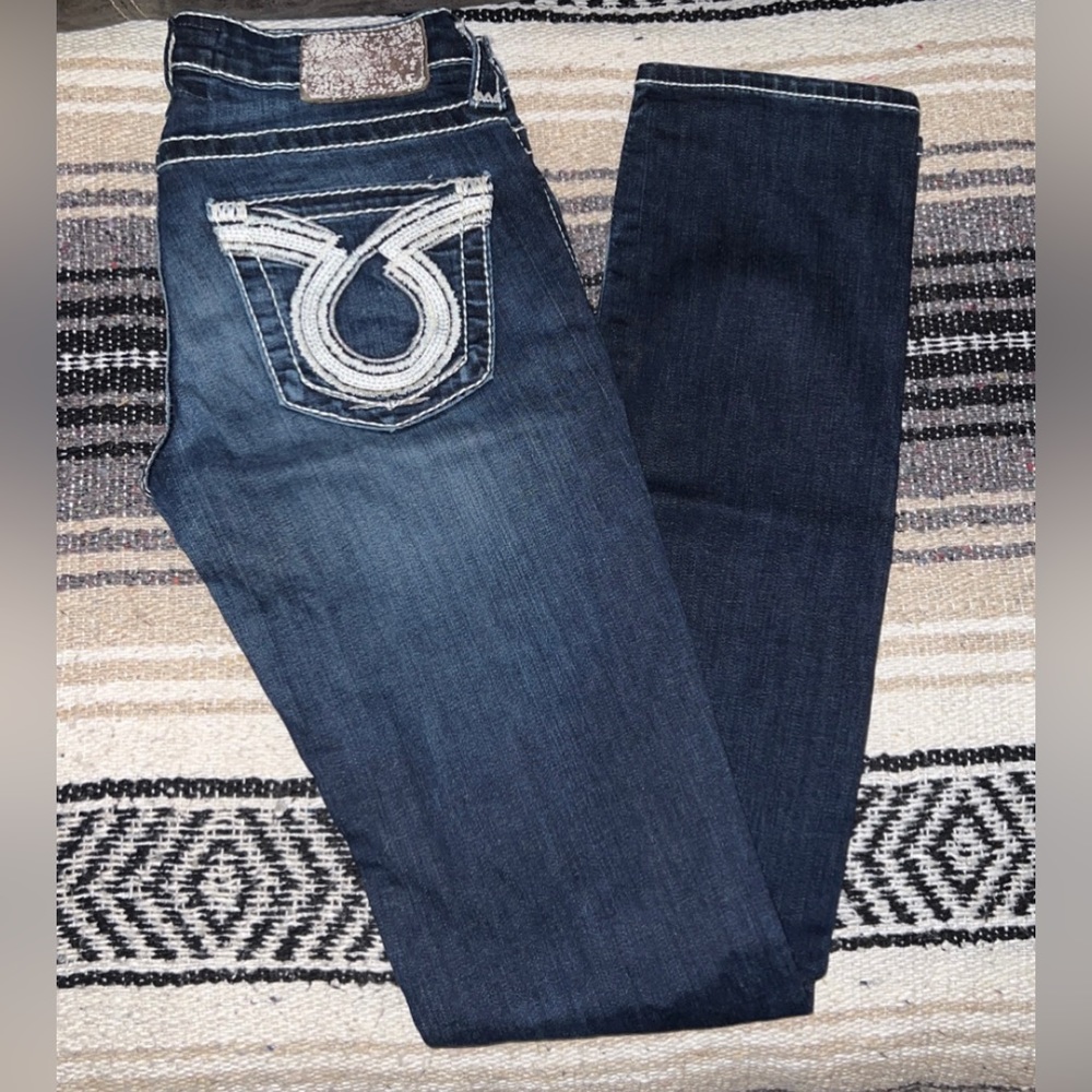 Big Star Jeans 
- Style: Liv
- Size 26R
- Inseam: 31
- Dark wash colored